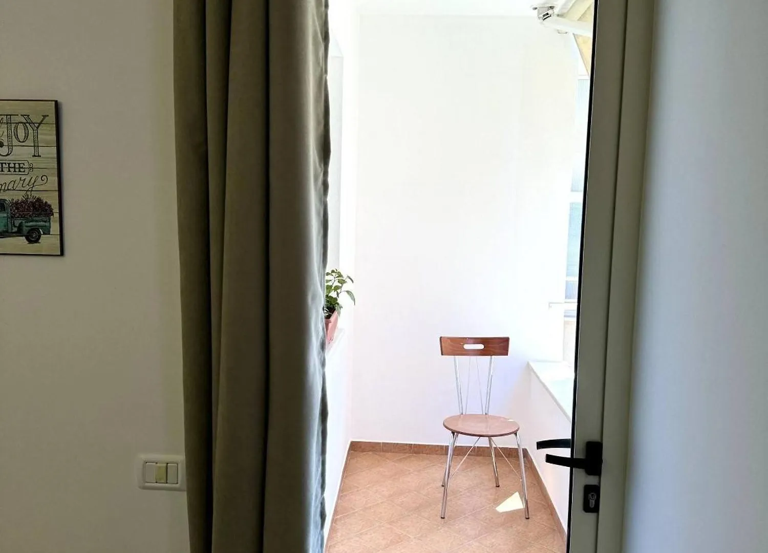 Retro Blossom Apartment Tirana Albania